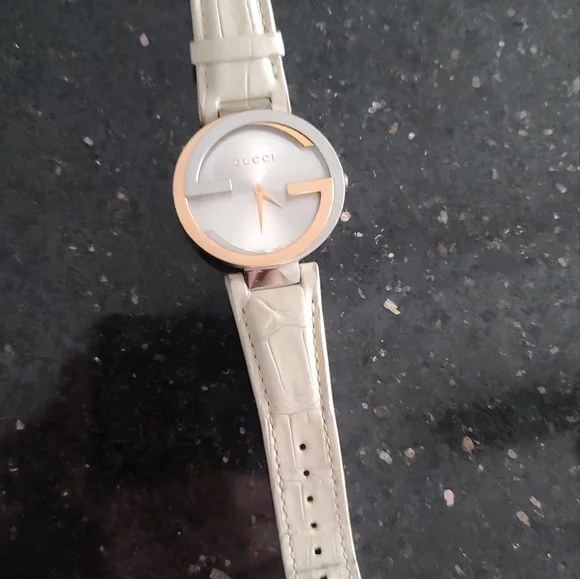 Watch - Picture 4 of 6